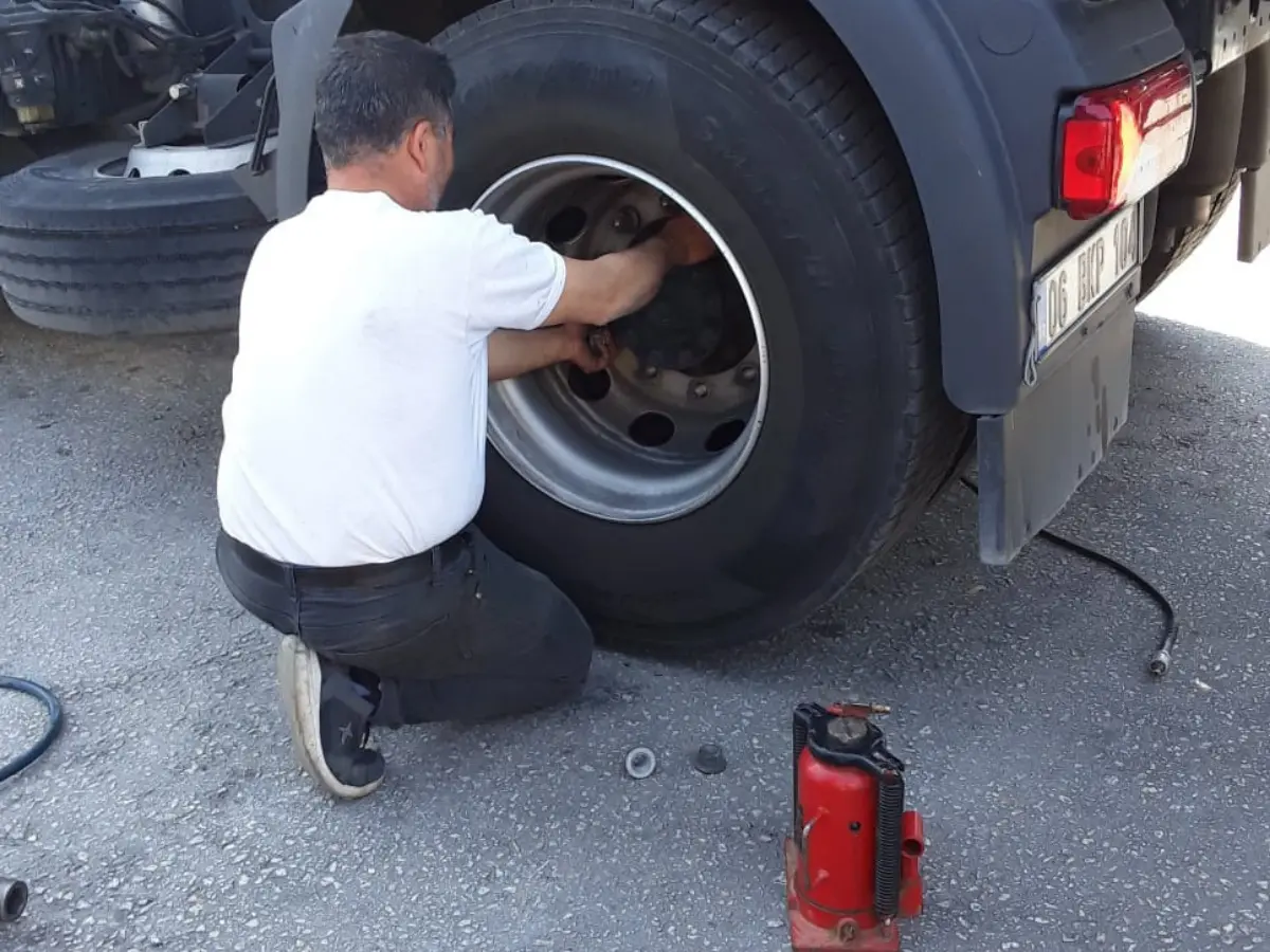 Devrek Oto Lastikçi